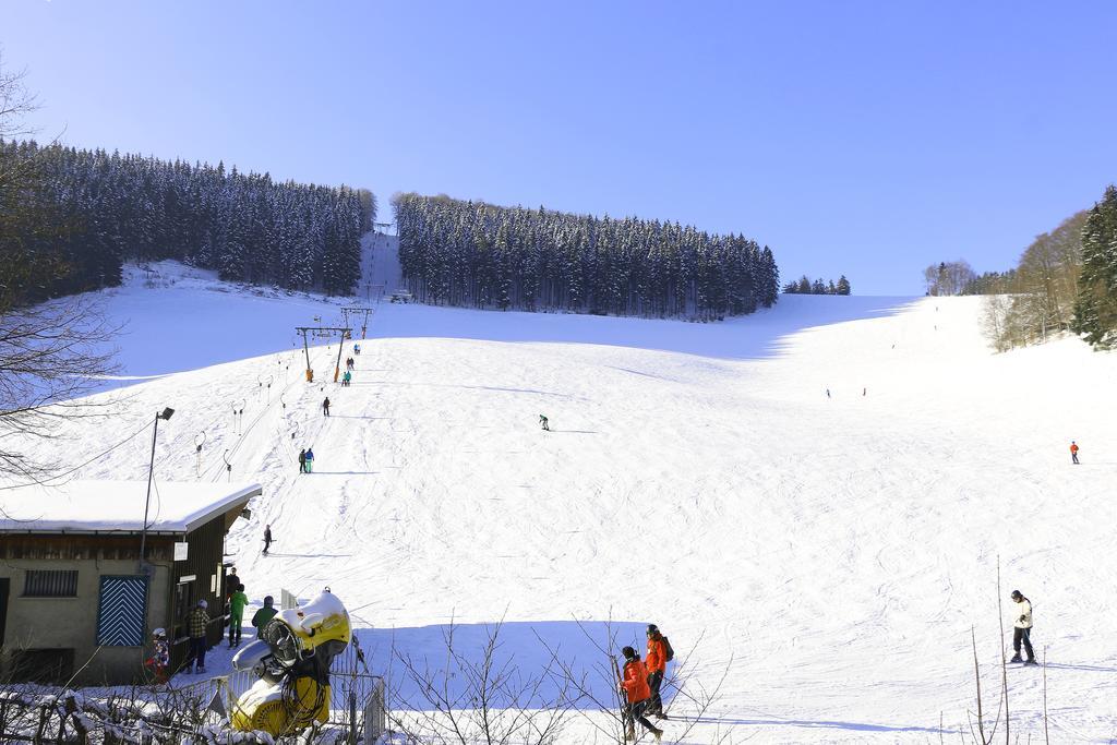 Hotel Die Welt Schmallenberg Bagian luar foto